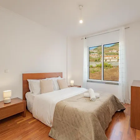 One-bedroom Near Reis Magos Apartment *