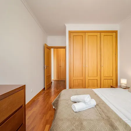 One-bedroom Near Reis Magos